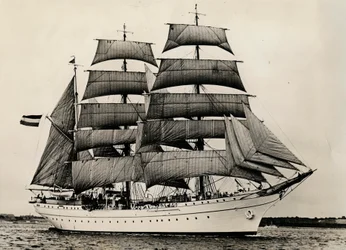 Gorch Fock voor het eerst onder volle zeilen, 1933