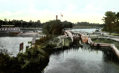 Goring Lock, Oxfordshire, 20e eeuw