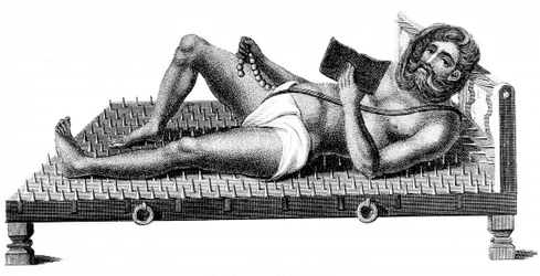 Hindoe filosoof Pararum Soatuntre Perkasanund liggend op een bed van ijzeren spikes, 1811
