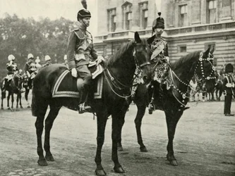Zijne Majesteit met de Hertog van Gloucester, bij het Trooping the Colour, 1928, 1937