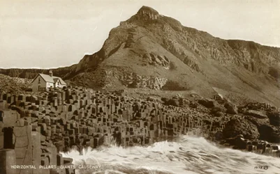 Horizontale pilaren, Giants Causeway, eind 19e-begin 20e eeuw