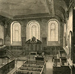 Interieur van St. Michaels, Wood Street, 1876, 1897