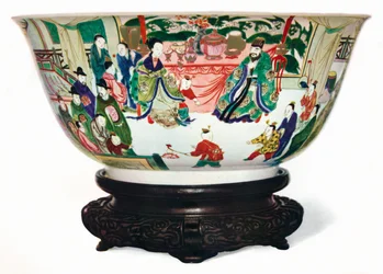 Kangxi Periode Famille Verte kom met een scène van het keizerlijk hof, Chinees, c1705