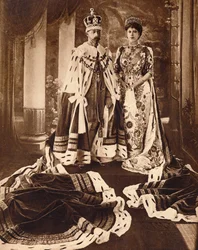 Koning George V en Koningin Mary gekroond en gekleed voor de Delhi Durbar, 1911 1935