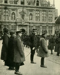 Koning George V in Furnes, België, Eerste Wereldoorlog, 4 december 1914, 1920
