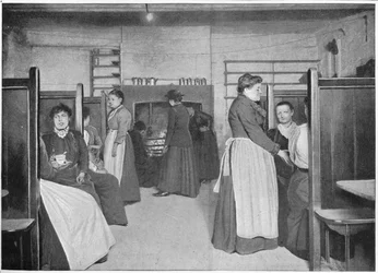 Keuken in een vrouwenpension, Spitalfields, Londen, c1903