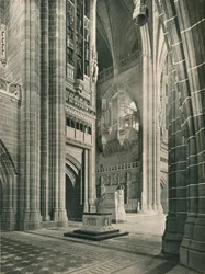 Liverpool Cathedral: Algemeen uitzicht vanaf Memorial Transept. Architect, Sir G. Gilbert Scott, 1924