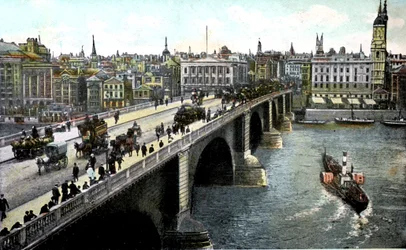 London Bridge na de Verbreding van 1904, Londen