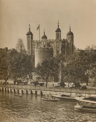 Londens oudste en nieuwste openbare gebouwen vanaf Tower Bridge