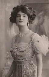 Miss Lily Elsie, 1886-1962, De Vrolijke Weduwe, c1930