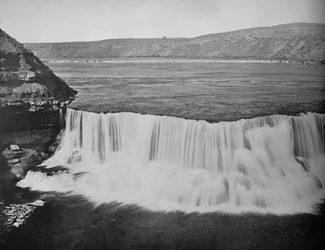 Missouri-rivier, onder de Grote Watervallen, Montana, c1897