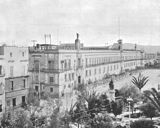 Nationaal Paleis, Mexico-Stad, Mexico, circa 1900.