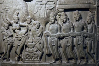 Nationaal Museum van India, Delhi. Taferelen uit het leven van Boeddha. Ikshvaku, 3e eeuw n.Chr. Nagarjunakonda, Andhra Pradesh. Grijsachtige kalksteen. Detail. India.