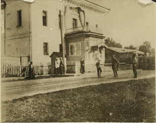 Nicolaas II van Rusland met familie in Tobolsk