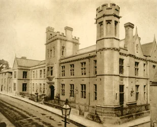 Nr. 64. Oundle School, Northants