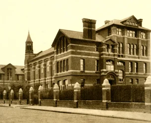 Nr. 67. De Haberdashers Askes Hampstead School, 1923