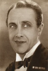Owen Nares, Engelse acteur, 1933