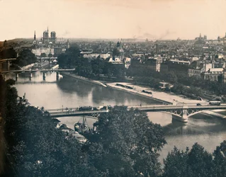 Parijs. - Panorama richting Notre-Dame. - LL, ca. 1910