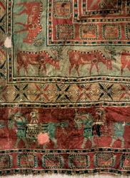 Detail van tapijt: Damherten en ruiters, 5e-4e eeuw v.Chr.