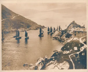 Polperro Haven & Peak Rocks, 1927