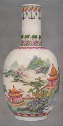 Porseleinen fles in de Ku Yueh Hsuan-stijl. ChIen Long-periode, 1736-1796, 1928