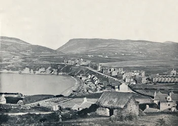Port Erin - Panoramisch uitzicht op de stad en omgeving, 1895