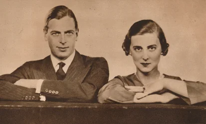 Prins George en Prinses Marina, die verloofd raakten op 28 augustus, 1934 1935