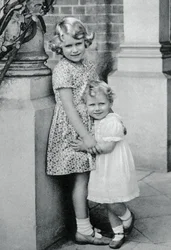 Prinsessen Elizabeth en Margaret Rose, 1932, 1937