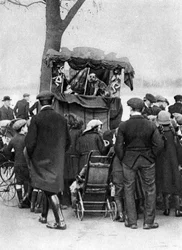 Punch en Judy show in Putney, Londen, 1926-1927