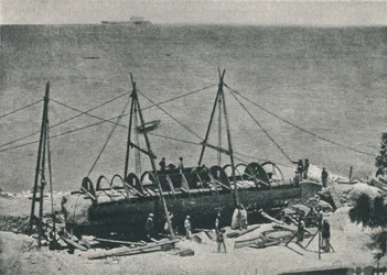Het aanbrengen van de behuizing, 1877, 1910