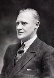 R J Mitchell, Engelse vliegtuigontwerper, ca. 1933