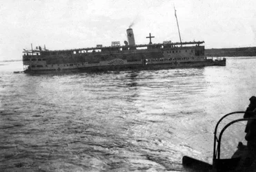 Rode Kruis rivierboot op de Tigris, Mesopotamië, WOI, 1918