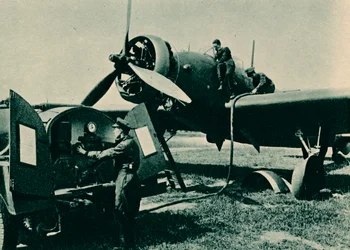 Bijtanken van een Wellesley Bomber, 1940