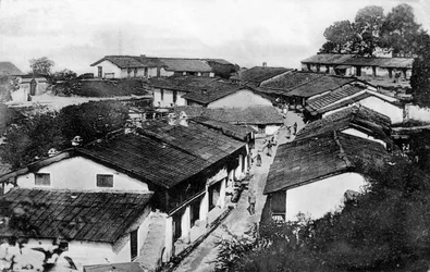 Regimentsbazaar, Ranikhet, Uttaranchal, India, begin 20e eeuw