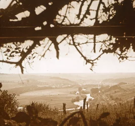 Rivier de Maas gezien vanuit de loopgraven, Verdun, Noord-Frankrijk, c1914-c1918