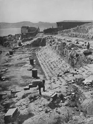 Ruïnes van de Grote Tempel van de Mysteriën in Eleusis, 1913