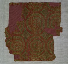 Samiet met rondellen van rozetten, 700-800