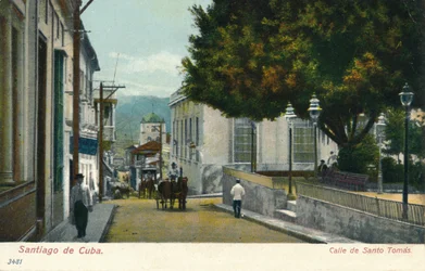 Santiago de Cuba - Calle de Santo Tomas, c1910