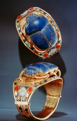 Scarabee armband uit het graf van Toetanchamon