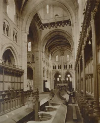 Sectie van het interieur, Buckfast Abbey Church, eind 19e-begin 20e eeuw
