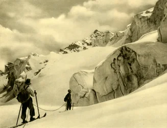 Skiën in Silvretta, Oostenrijk, ca. 1935