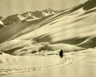Skiën bij Upper Schlossalm, nabij Bad Hofgastein, Oostenrijk, ca. 1935
