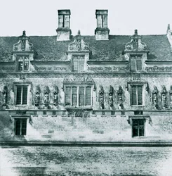 Stapleford Hall, Oostelijke Voorzijde