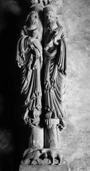 Beelden van St. Petrus en St. Paulus Anonieme sculptuur. 13e-14e eeuw Kathedraal San Salvador de Oviedo, Spanje