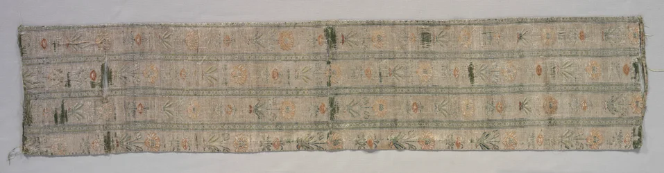 Omlijsting voor Turks zijden kussenhoes, begin 1600s