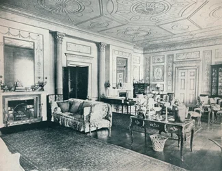 De Adam Salon, Stoke Edith, ca. 1909