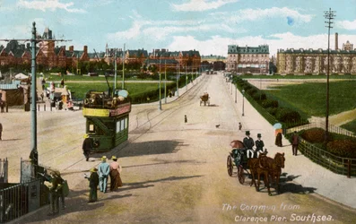 Het Gemeenteplein vanaf Clarence Pier, Southsea, Hampshire