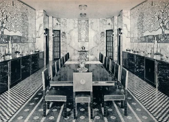 De eetkamer van het Stocletpaleis, Brussel, België, ca. 1914