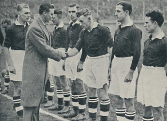 De interesse van de koning in sport, 1931, 1937