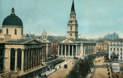 De National Gallery en St Martin in the Fields, Trafalgar Square, Londen, ca. 1910
